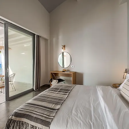 Villa Di Mare Seaside Suites-2